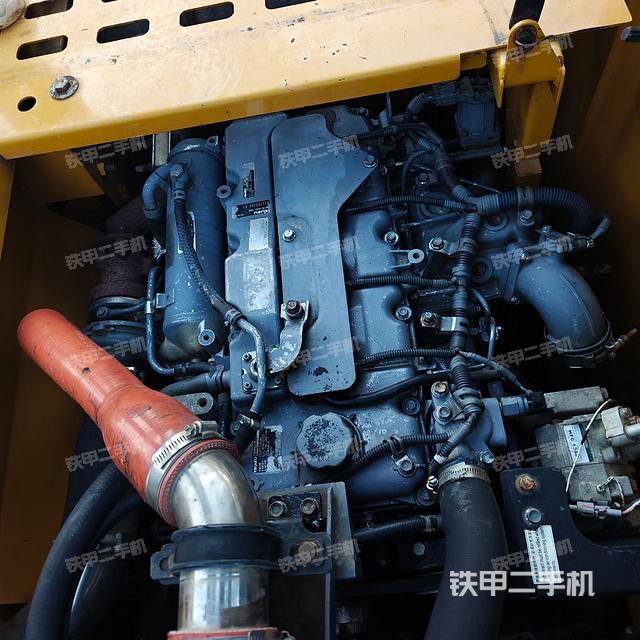 发动机整体俯视（整机外观）