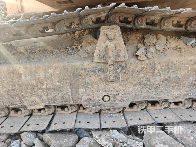 左驅(qū)動(dòng)輪（行走機(jī)構(gòu)）