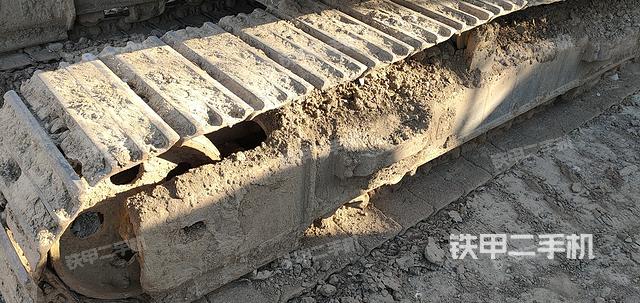 单侧履带整体（整机外观）