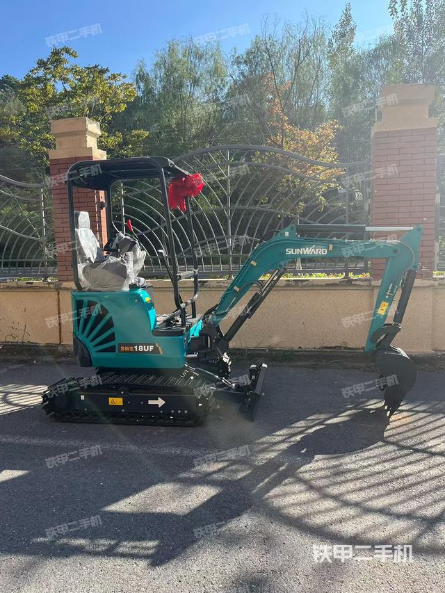 整机右后45°（整机外观）