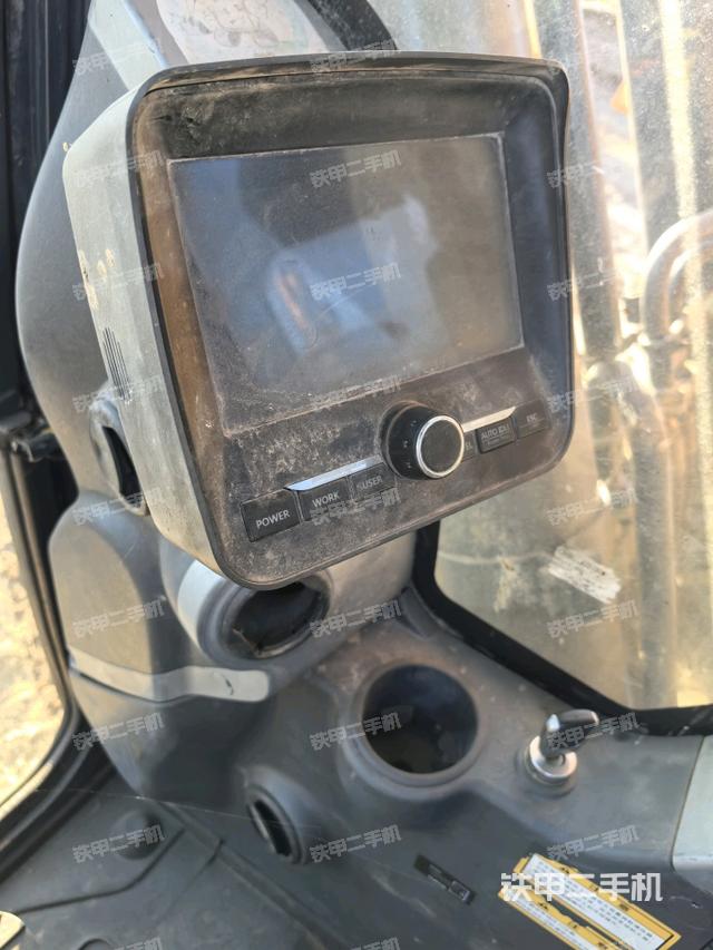 显示屏 （驾驶室部分）