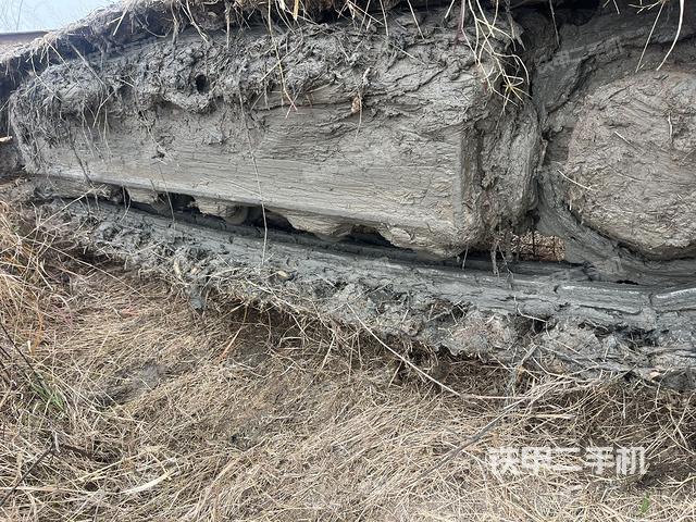 右側(cè)履帶整體?（行走機構(gòu)）