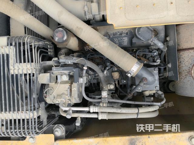 发动机室（上车部件）