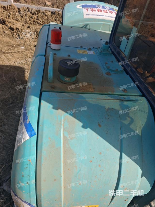 转盘和下车架正前（工作和回转装置）