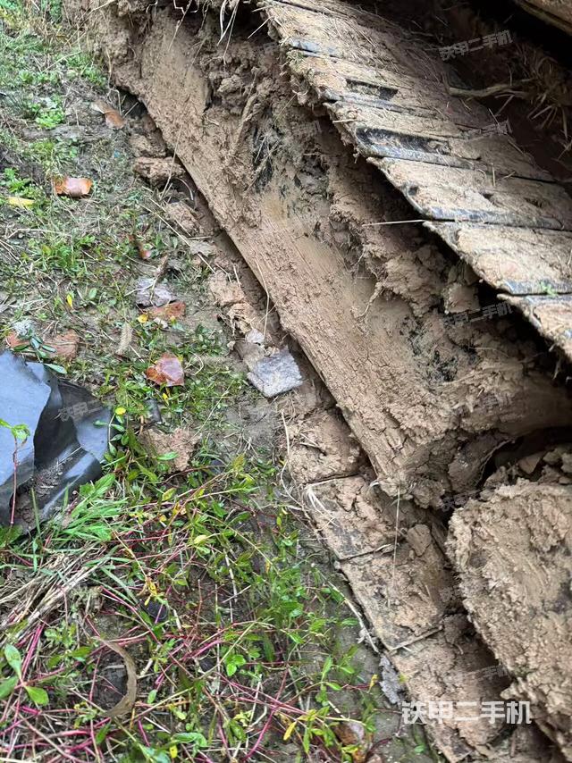 单侧履带整体（整机外观）