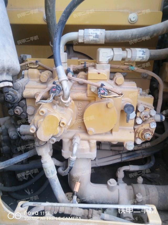 電瓶（大件艙室）