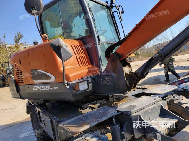 斗山DX60W-9CN挖掘机