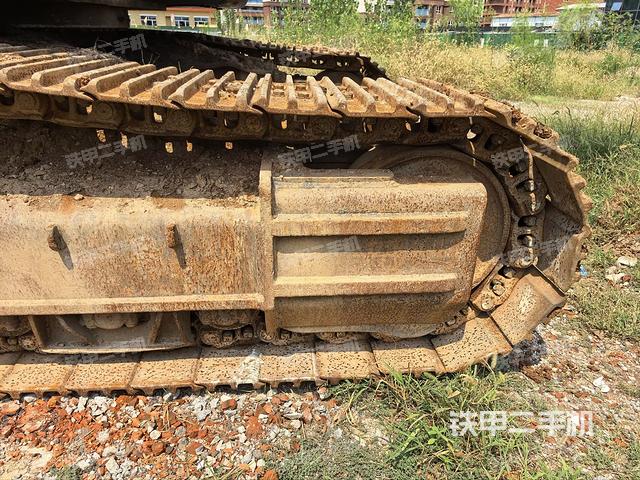 右側行走馬達蓋板（行走機構）