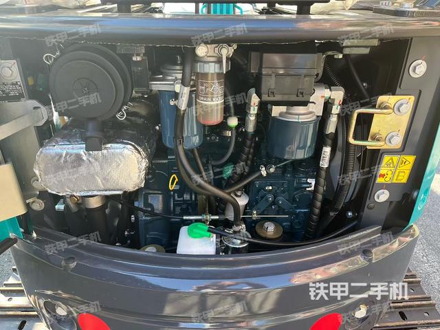 发动机整体俯视（整机外观）