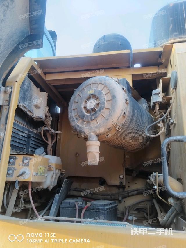 液壓泵斜45?左（大件艙室）