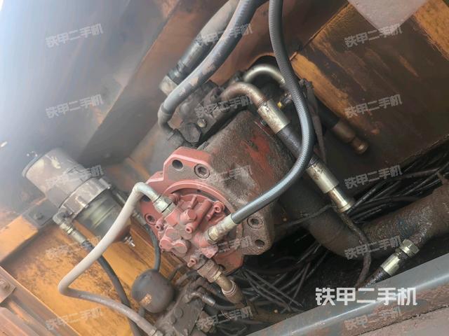 液压泵斜45 左（大件舱室）