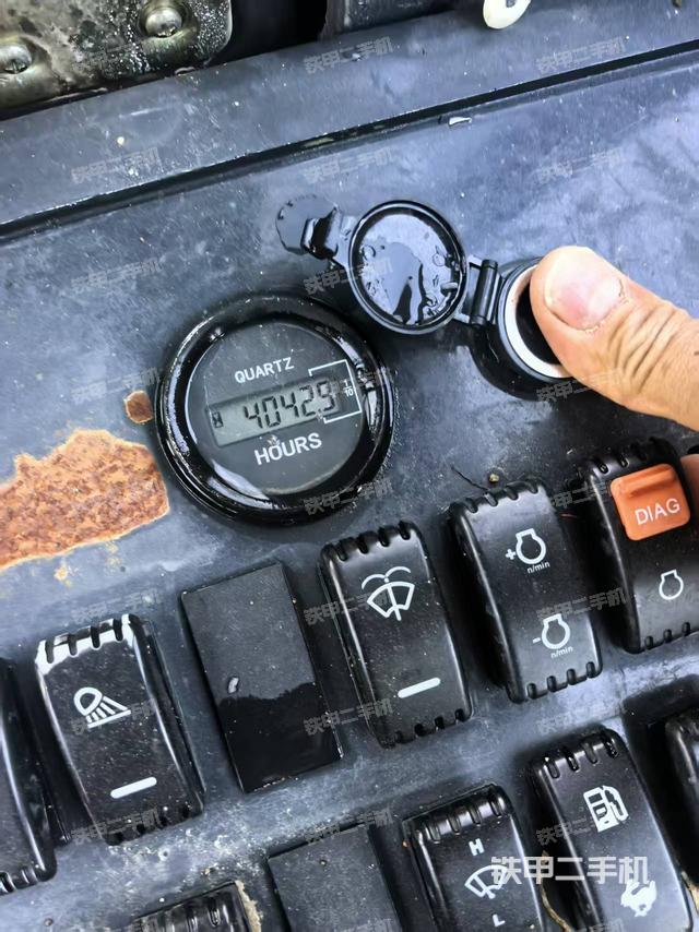 驾驶室操作台（整机外观及大件）