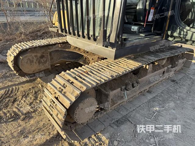 單側履帶整體（整機外觀）