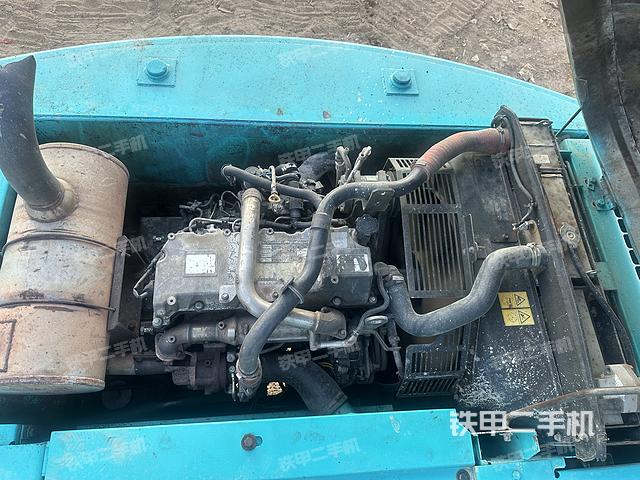 發(fā)動(dòng)機(jī)整體俯視（整機(jī)外觀）