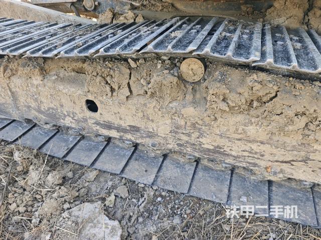 右驱动轮（行走机构）