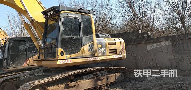 小松PC240LC-8M0挖掘機(jī)