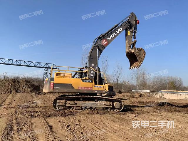 整機右后45°（整機外觀）