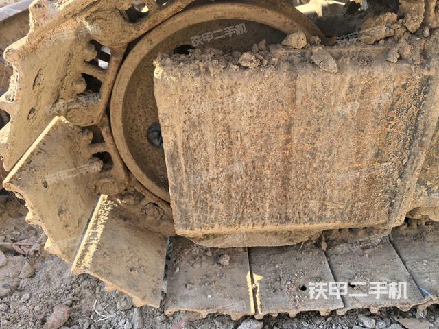 左導(dǎo)向輪（行走機(jī)構(gòu)）