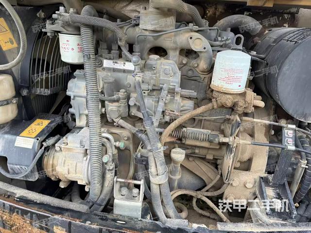 发动机整体俯视（整机外观）