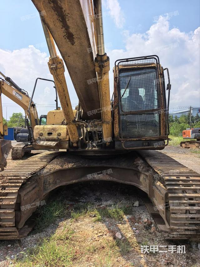 大臂油缸整體?豎拍（工作和回轉裝置）