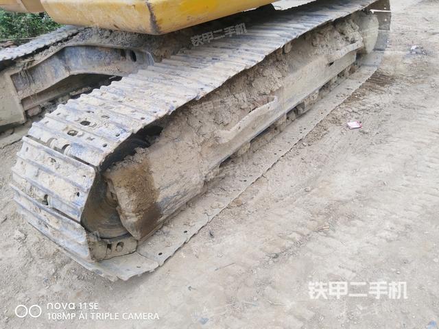 右驅(qū)動(dòng)輪（行走機(jī)構(gòu)）