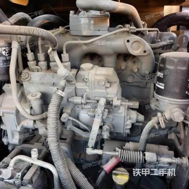 發(fā)動機整體俯視（整機外觀）