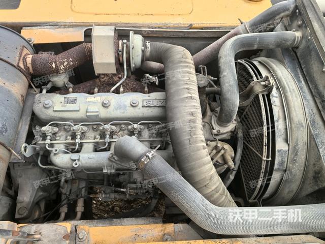 发动机室（上车部件）