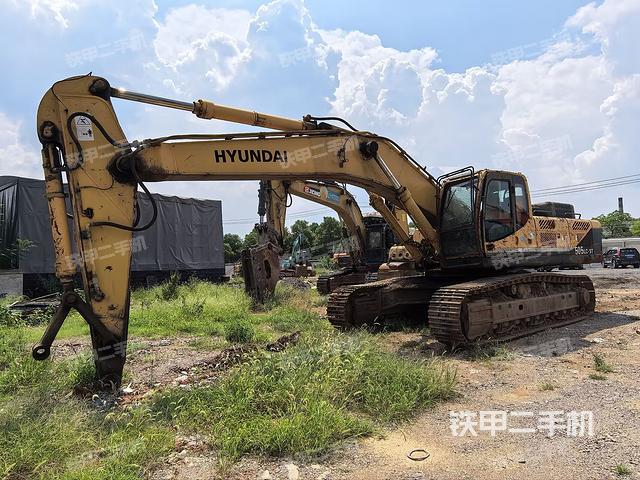 現(xiàn)代R485LC-9T挖掘機