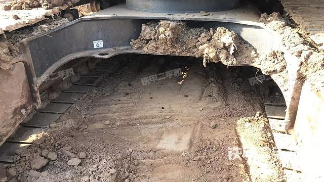 單側(cè)履帶整體（整機外觀）