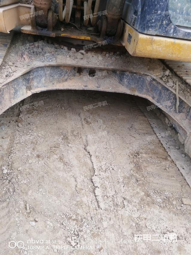 右側(cè)履帶整體（行走機(jī)構(gòu)）