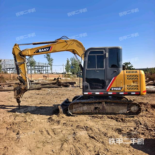 三一重工SY65C挖掘機