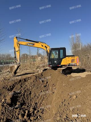 三一重工SY135C挖掘機(jī)