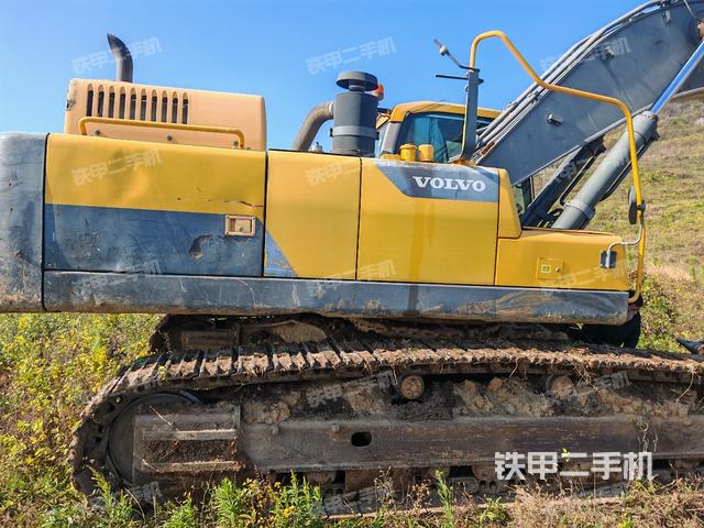 大臂根部?斜視（工作和回轉(zhuǎn)裝置）