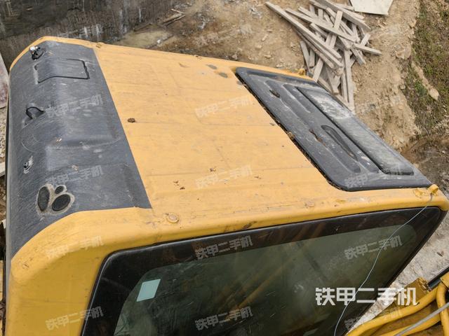 驾驶室顶部俯视（上车部件）