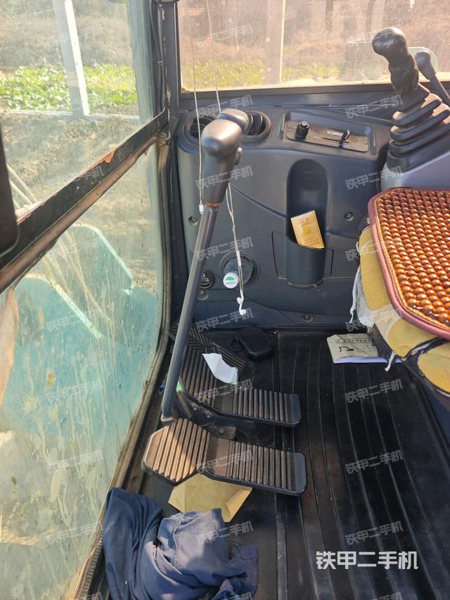 显示屏 （驾驶室部分）