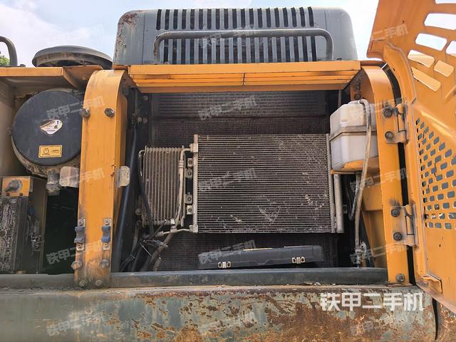 散熱器正面（大件艙室）