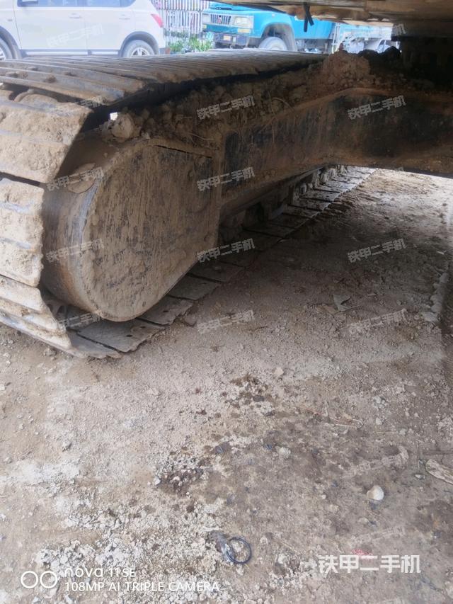 右導(dǎo)向輪（行走機(jī)構(gòu)）