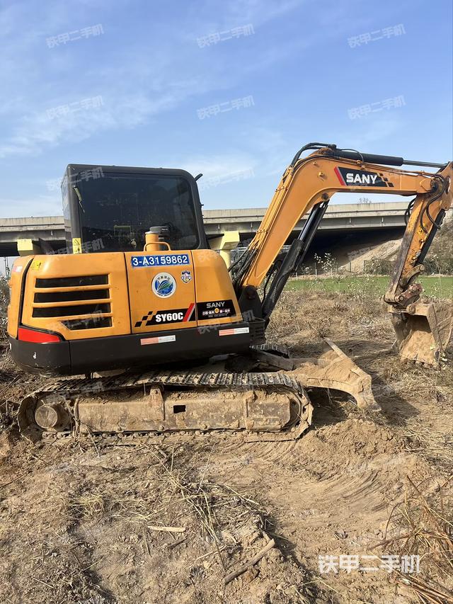 整机右后45°（整机外观）