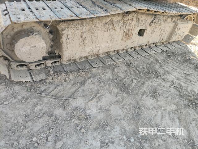 單側(cè)履帶整體（整機外觀）