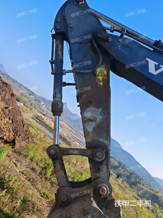 大臂整體?右側(cè)（工作和回轉(zhuǎn)裝置）