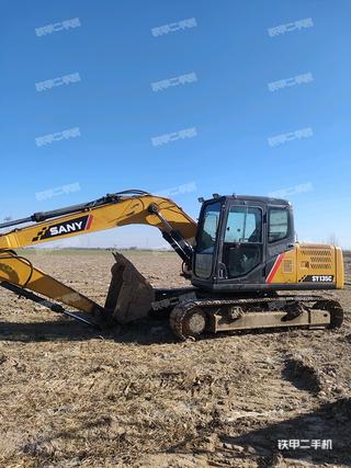 三一重工SY135C挖掘機(jī)