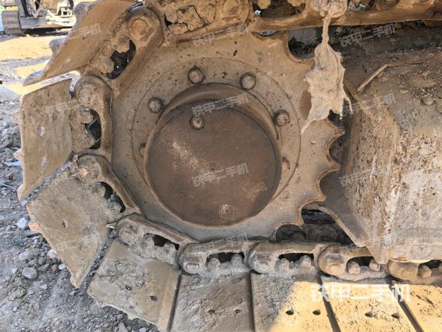 右側行走馬達蓋板（行走機構）