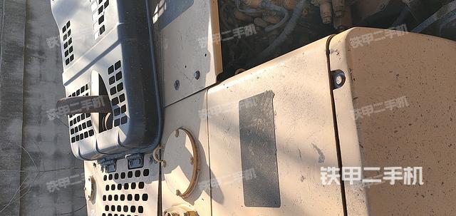 驾驶室整体（整机外观）