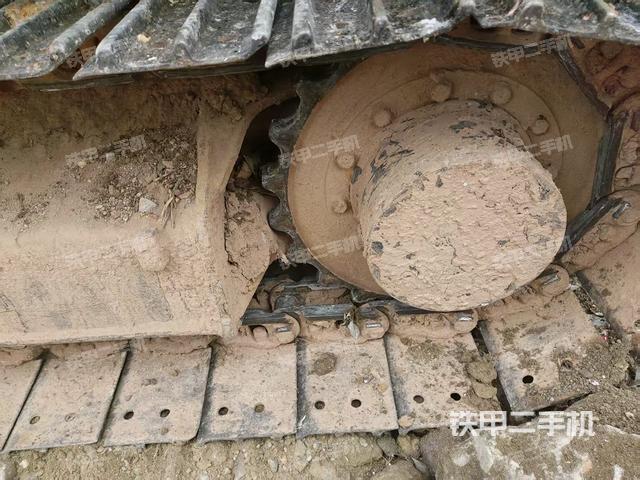 左侧履带整体 （行走机构）