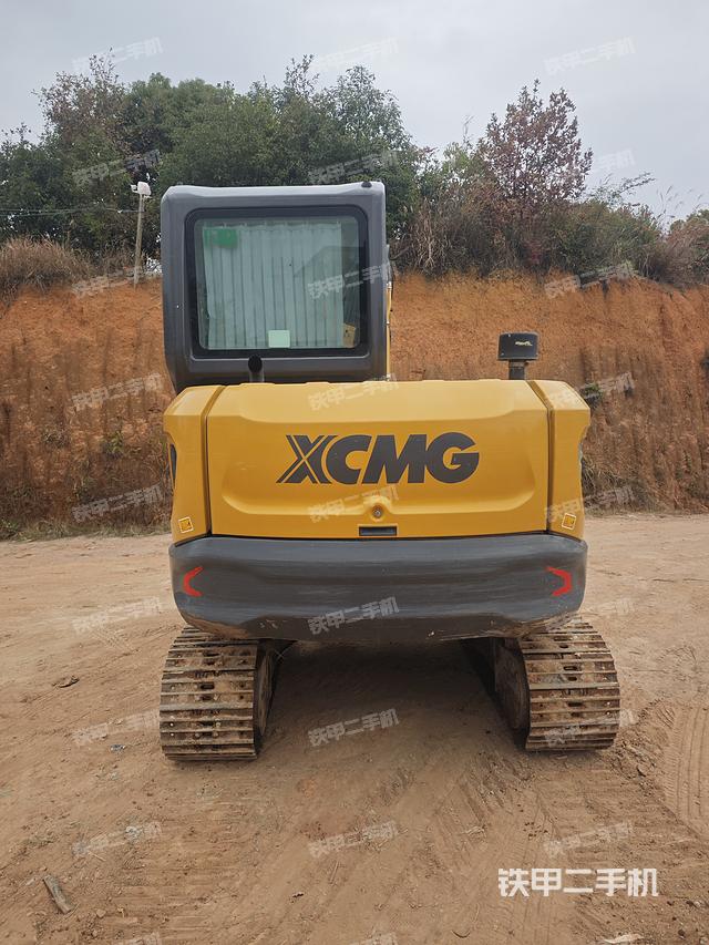 整機(jī)右后45°（整機(jī)外觀）