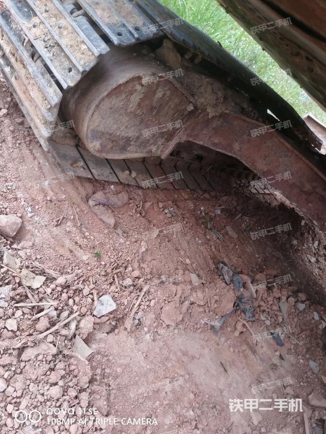 左導(dǎo)向輪（行走機(jī)構(gòu)）