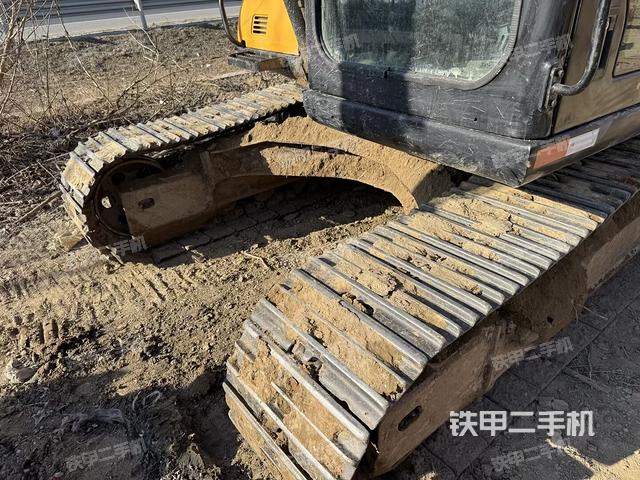 单侧履带整体（整机外观）