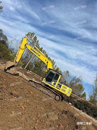 北京小松PC240LC-8M0挖掘機實拍圖片