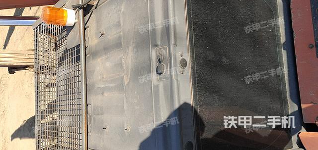 驾驶室顶部（整机外观）