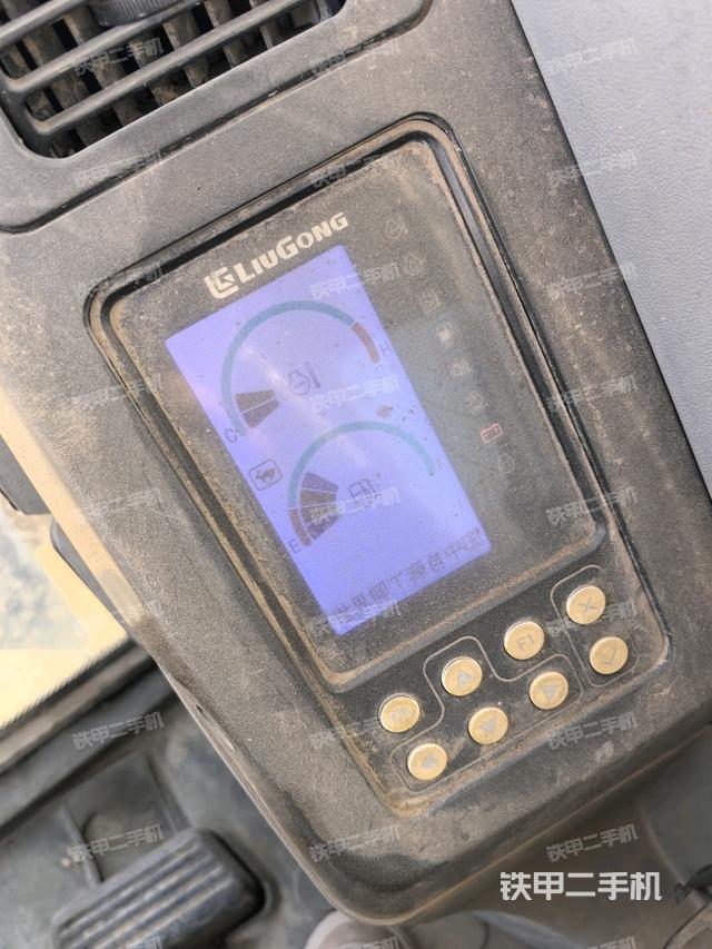 顯示屏?（駕駛室部分）